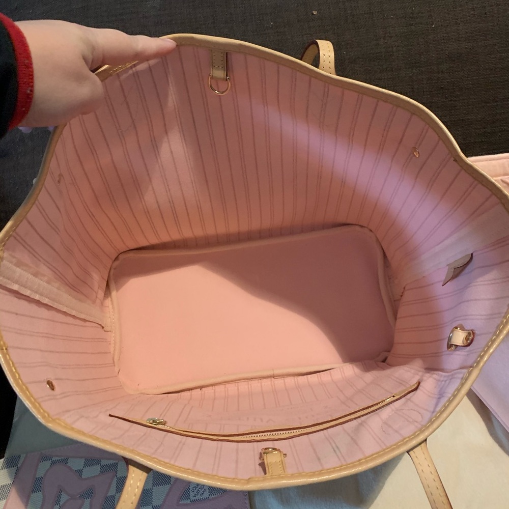 LV Tahitienne Neverfull - Picture 7 of 16